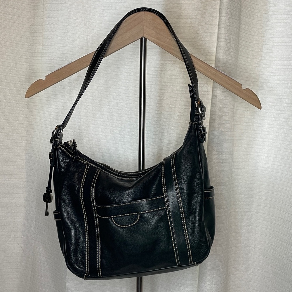 Purse by FOSSIL in Black | EUC | Fossil Bag